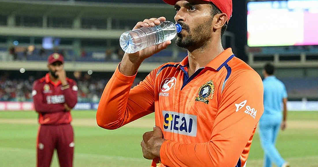 ২১/৪ থেকে ৬৩ রান: এশিয়ান গেমসে বাংলার পদক-খরার আসল অপরাধ লিটন দাস নন, বরং সেই আট ওভার