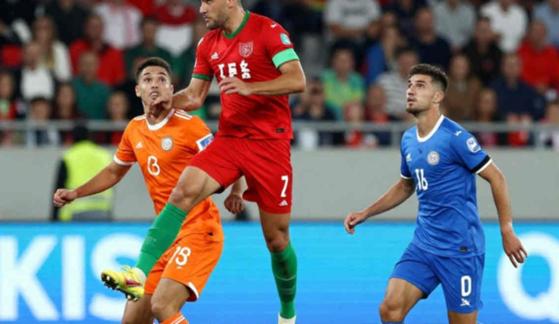 শূন্য ইনপুটের সাক্ষ্য: ফুটবল তথ্য, ব্লকচেইন সত্যতা এবং রেফারির চোখ