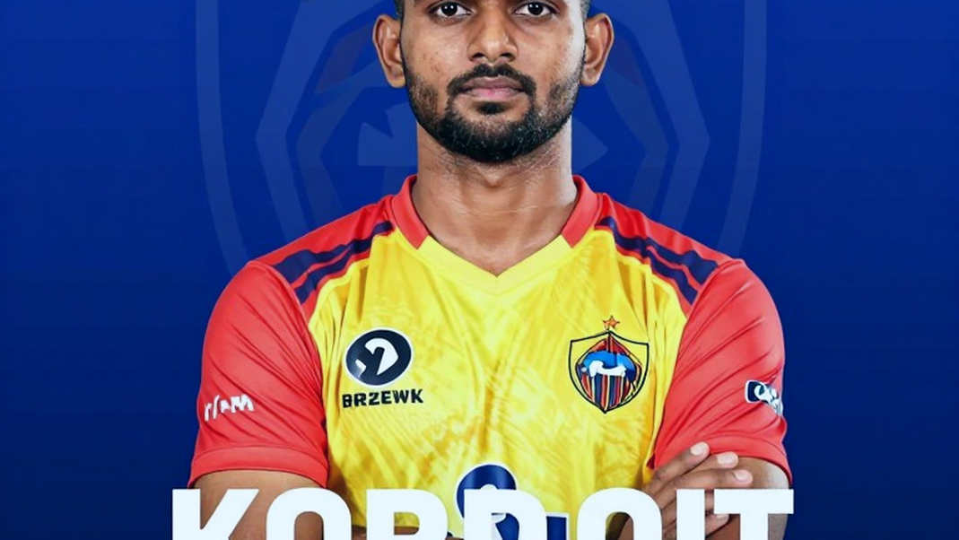 পাওয়ান সেহরাওয়াত বাদ, কিন্তু আসল গল্পটা তিনি নন